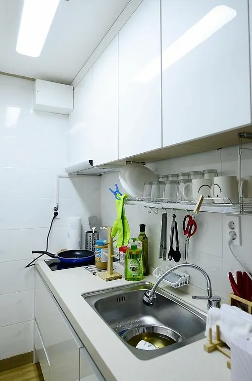 Ganderak Guesthouse Jeju