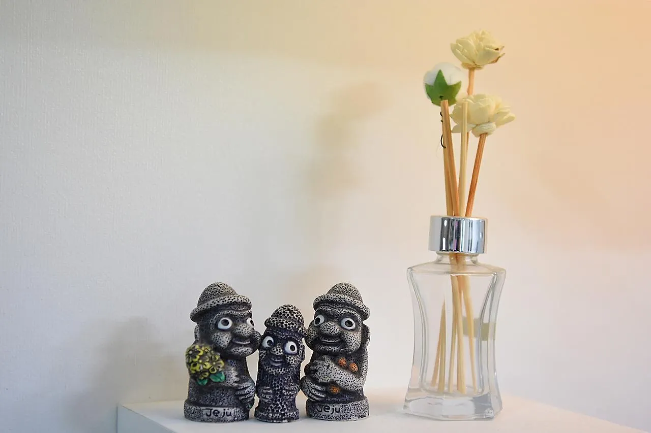 Ganderak Guesthouse Jeju