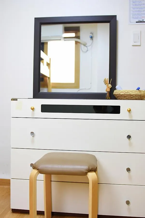 Ganderak Guesthouse Jeju 2*,  South Korea